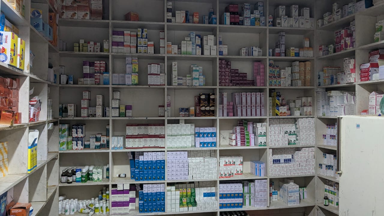 Display of surgical instruments for medical wholesale in Karachi